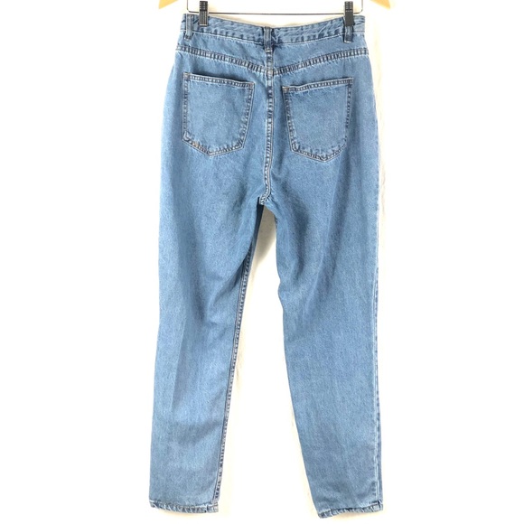 Ultra high rise ‘Mom’ jeans 👖 - Picture 2 of 6